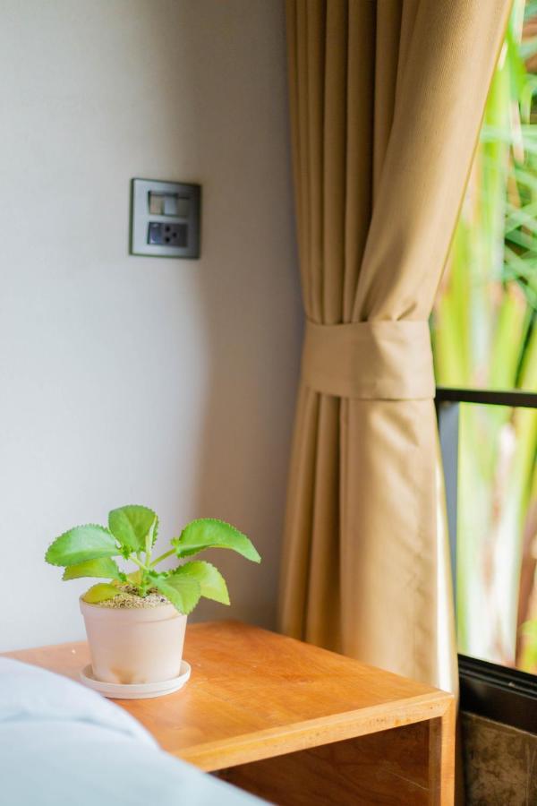 In My Place Cafotel Khlong Thom Εξωτερικό φωτογραφία